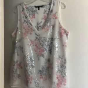 Squinted summer tank